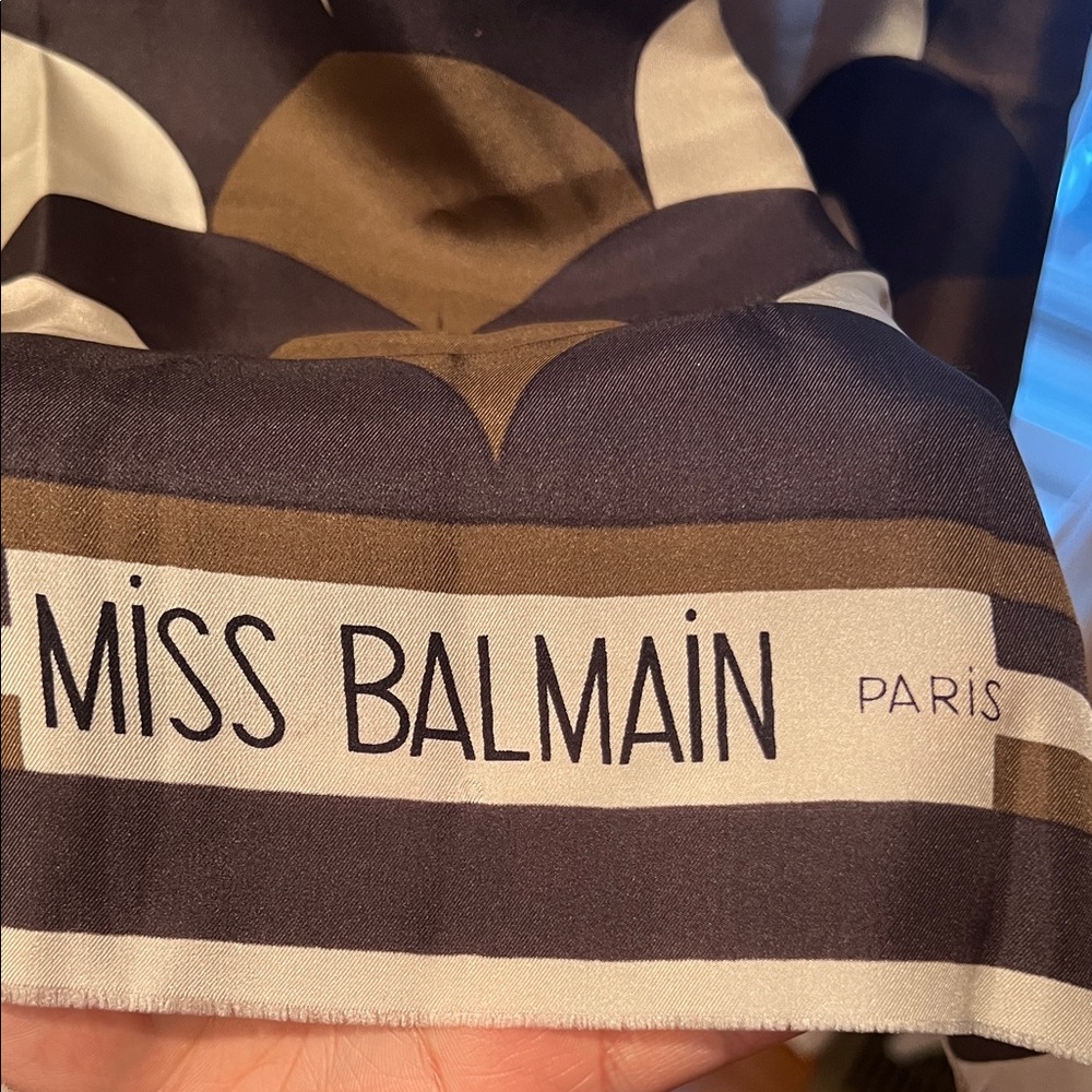 Balmain Scarf with Brown and Cream Pattern